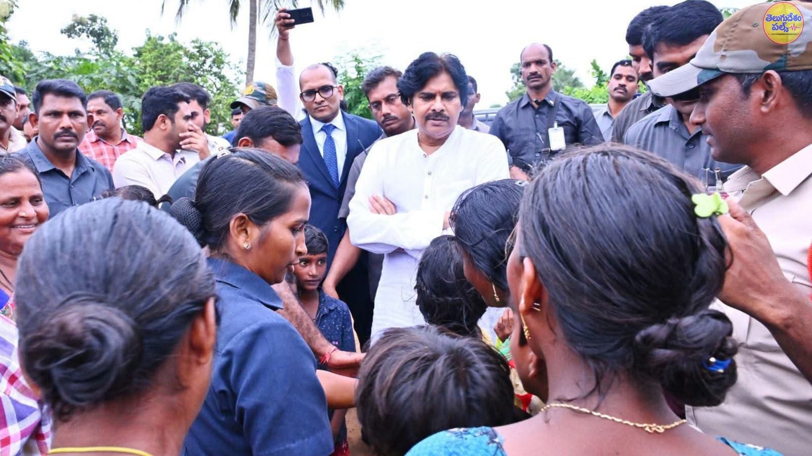 ఇచ్చిన హామీ నెరవేర్చిన డిప్యూటీ సీఎం!