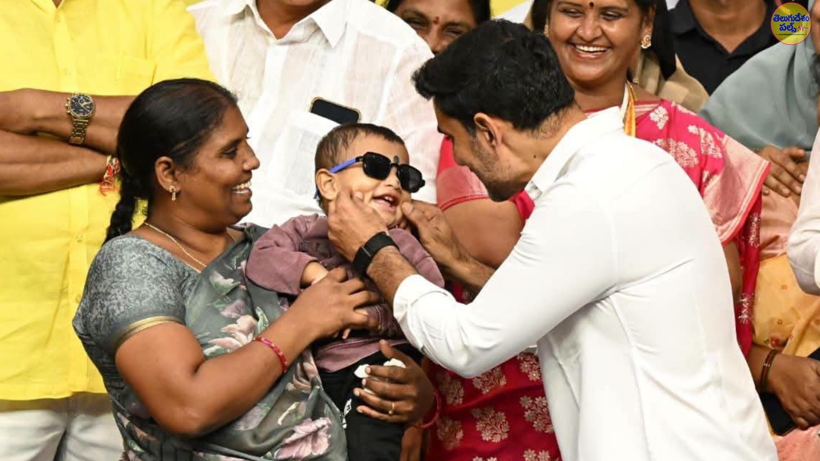 రూ.2వేల కోట్ల ఆస్తికి శాశ్వత హక్కులు-నారా లోకేష్