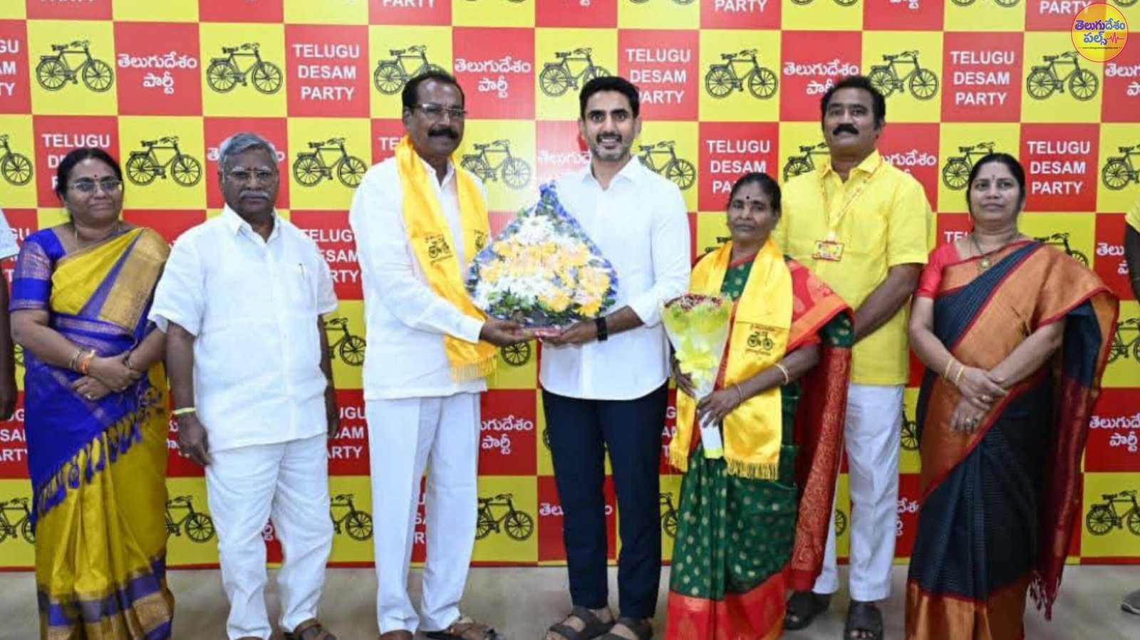మంగళగిరి “వైసీపీ”కి షాక్